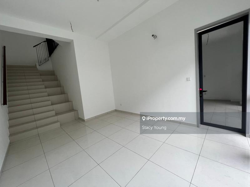 Terraced House for Sale in Jade Hills, Kajang by Stacy Young - iProperty.com.my