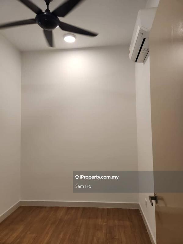 Service Residence for Sale in Putra Residence by Sam Ho - iProperty.com.my