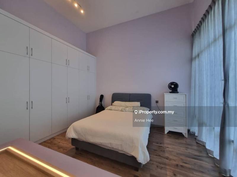 Bungalow House untuk Dijual di Taman Putra Pogun 3 Storey Link Bungalow House, Kota Kinabalu oleh Annie Hee - iProperty.com.my