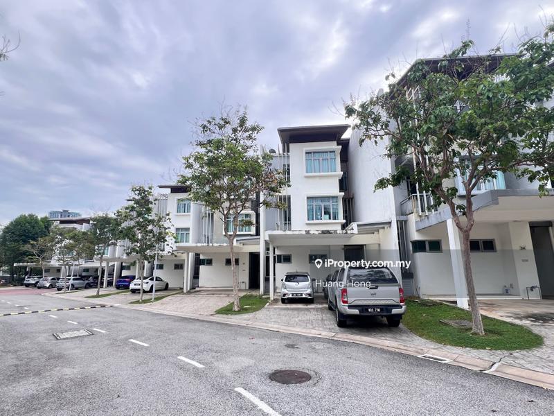 Rumah Berangkai 3 Tingkat untuk Dijual di Schubert, Symphony Hills, Cyberjaya oleh Huang Hong - iProperty.com.my