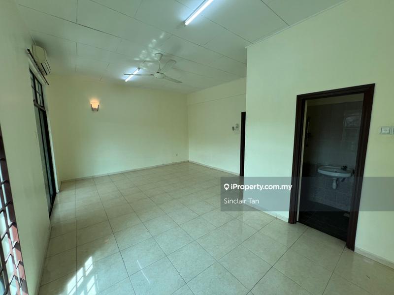 Rumah Berangkai 2 Tingkat untuk Dijual di Taman Angsa Mas, Durian Tunggal oleh Geoffery Wee - iProperty.com.my