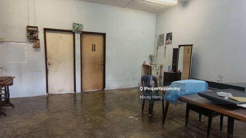 Kedai untuk Dijual di Taman Johor Jaya, Johor Bahru oleh Mindy Heng - iProperty.com.my
