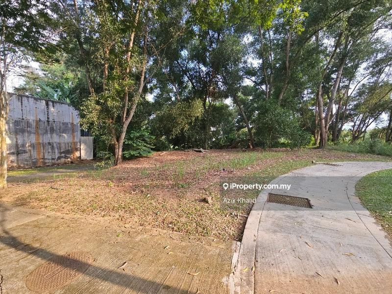 Bungalow Land for Sale in Presint 8, Putrajaya by Azik Khalid - iProperty.com.my