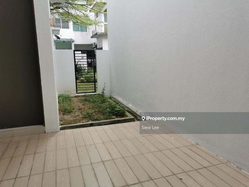 Rumah Berangkai 3 Tingkat untuk Dijual di Kota Damansara, Selangor oleh Siew Lee - iProperty.com.my