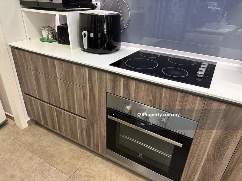 For Sale - The Rainz