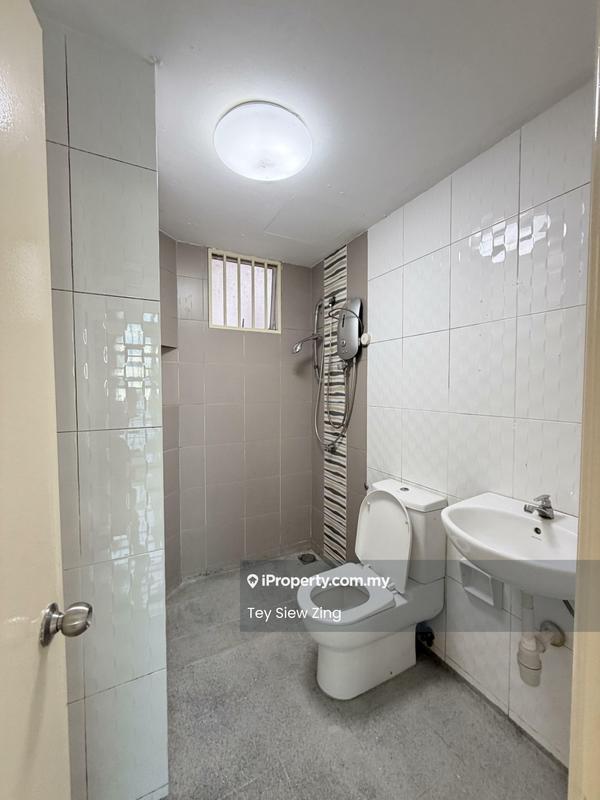 Condominium for Sale in The Zest @ Kinrara 9 by Tey Siew Zing - iProperty.com.my