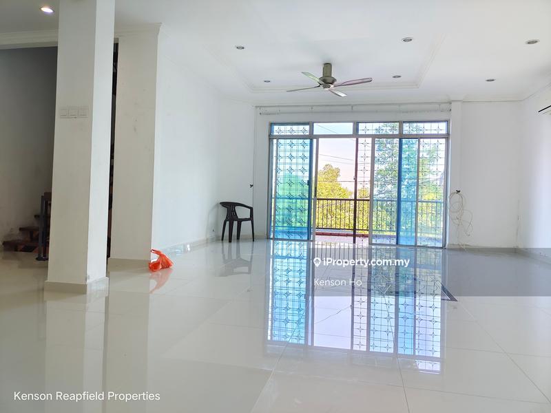 Rumah Teres 3-Tingkat untuk Dijual di Bukit Antarabangsa, Ampang oleh Kenson Ho - iProperty.com.my