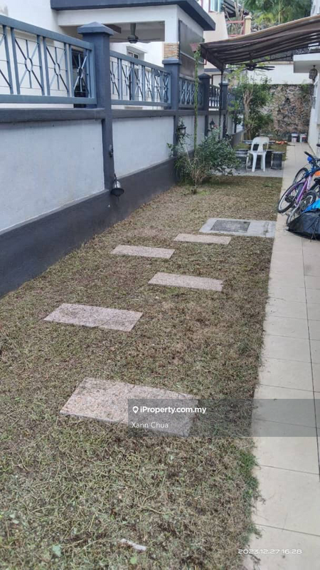 Rumah Berkembar untuk Dijual di Bandar Putra Permai, Seri Kembangan oleh Xann Chua - iProperty.com.my