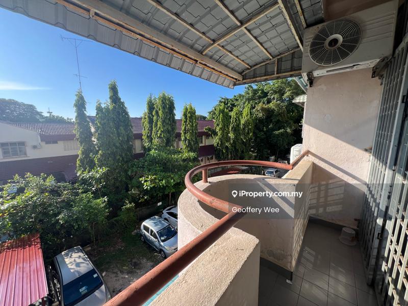 Pangsapuri untuk Disewa di Pangsapuri Bakti oleh Geoffery Wee - Balcony - iProperty.com.my