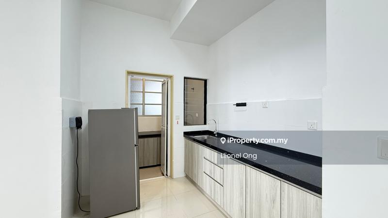 Condominium for Sale in The Hamilton by Llionel Ong - Kitchen - iProperty.com.my