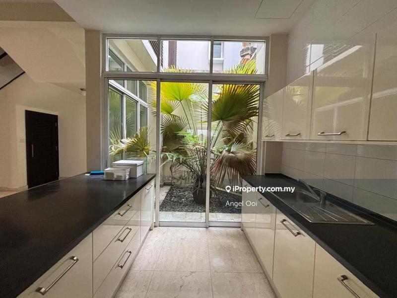Rumah Berkembar untuk Dijual di Duta Tropika Cluster Home Publika Sri Hartamas, Mont Kiara oleh Angel Ooi - iProperty.com.my