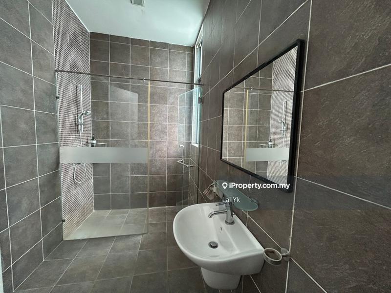 Banglo untuk Dijual di Seksyen U1, Glenmarie oleh Lai Yk - iProperty.com.my