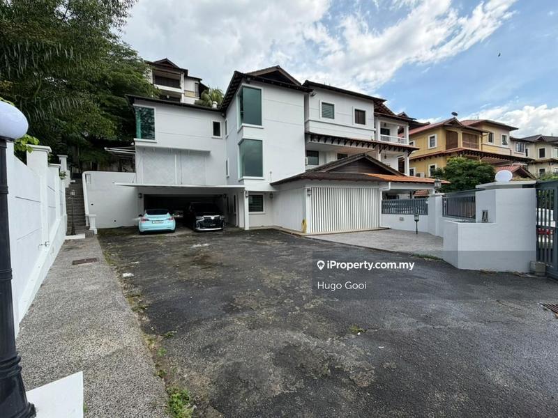Rumah Berkembar untuk Dijual di Sejati Hill Villa, Twin Palms, Wira Heights, Bandar Sungai Long oleh Hugo Gooi - iProperty.com.my