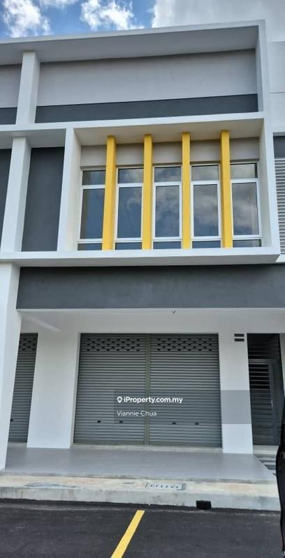 Shop for Rent in Bandar Tasik Puteri, Rawang by Viannie Chua - iProperty.com.my