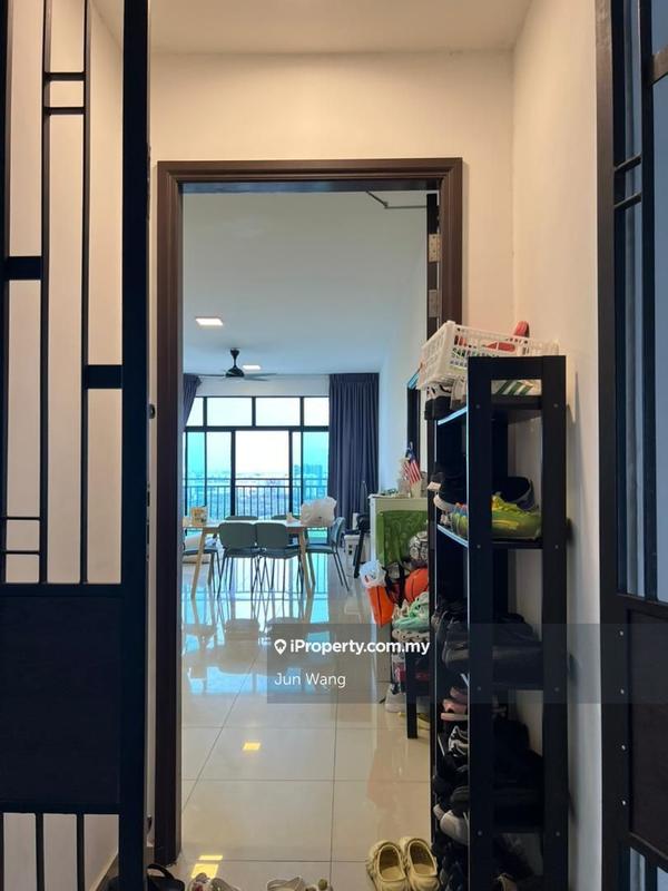 Kediaman Servis untuk Dijual di Molek Regency oleh Jun Wang - iProperty.com.my