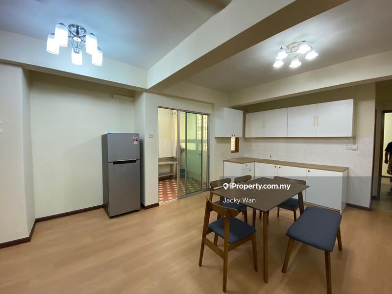 For Rent - Sri Jati II