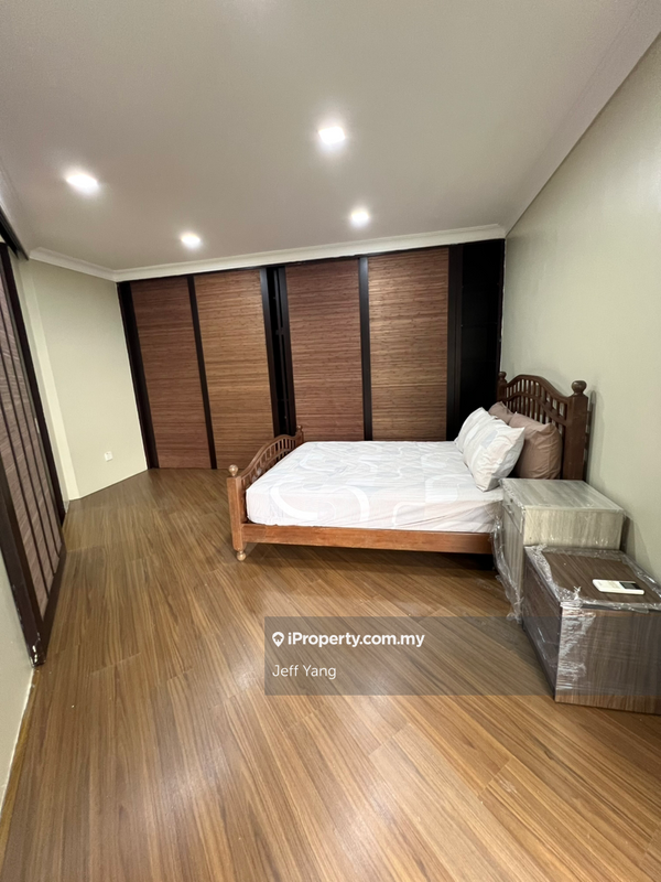 Kondominium untuk Dijual di The Straits View Condominium oleh Jeff Yang - iProperty.com.my