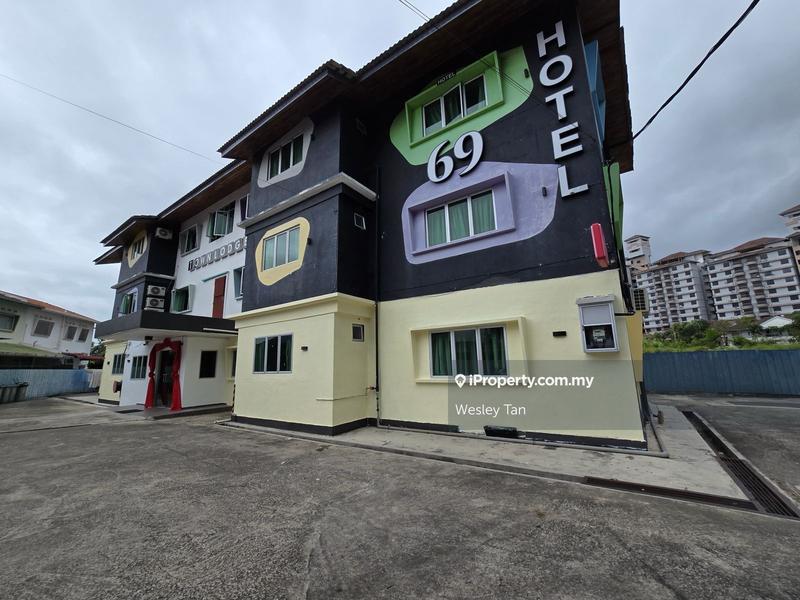 Hotel / Resort for Sale in Taman Klebang Besar, Klebang by Wesley Tan - iProperty.com.my