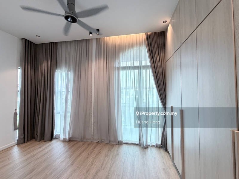 For Sale - Isle of Kamares