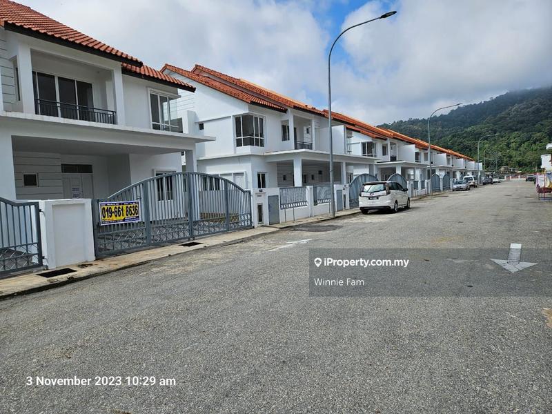 Semi-Detached House for Sale in Raub, Raub by Winnie Fam - iProperty.com.my