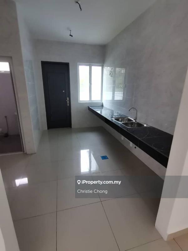 Rumah Berkembar untuk Dijual di Nilai Spring Villa, Nilai oleh Christie Chong - iProperty.com.my