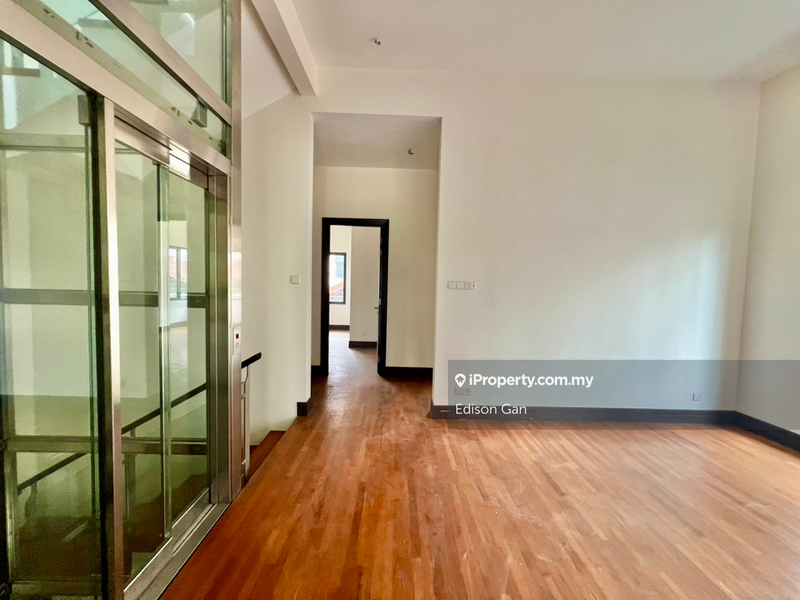 For Sale - Kiara View