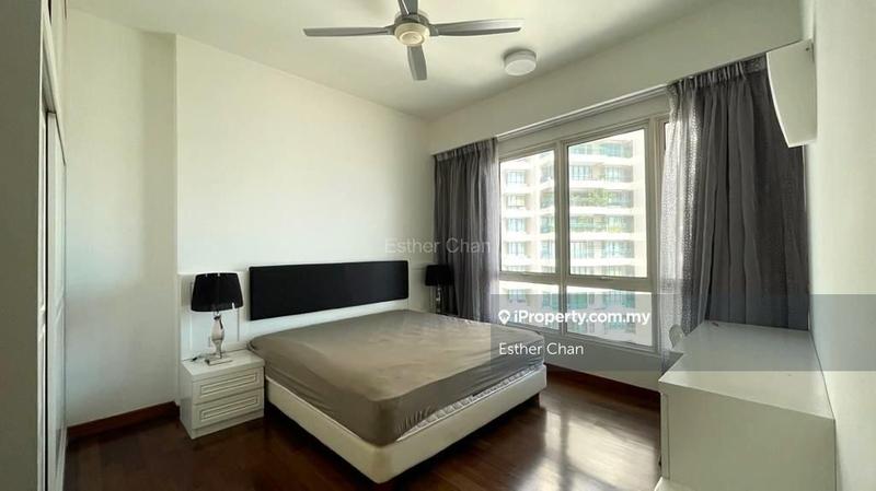 For Sale - Gurney Paragon