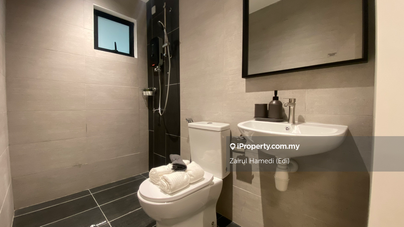 Kediaman Servis untuk Dijual di e.Sentral SmartCity oleh Zairul Hamedi (Edi) - iProperty.com.my