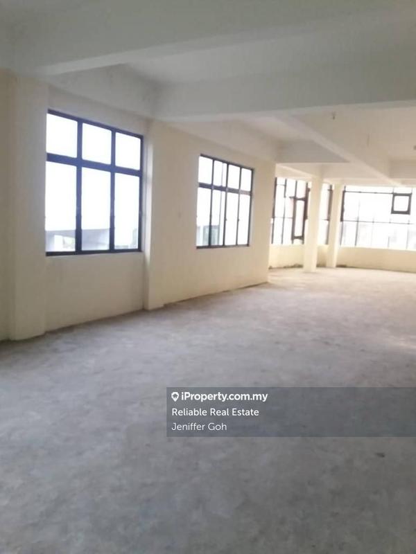 For Rent - Pusat Perniagaan Perdana Jaya first floor corner office for rent