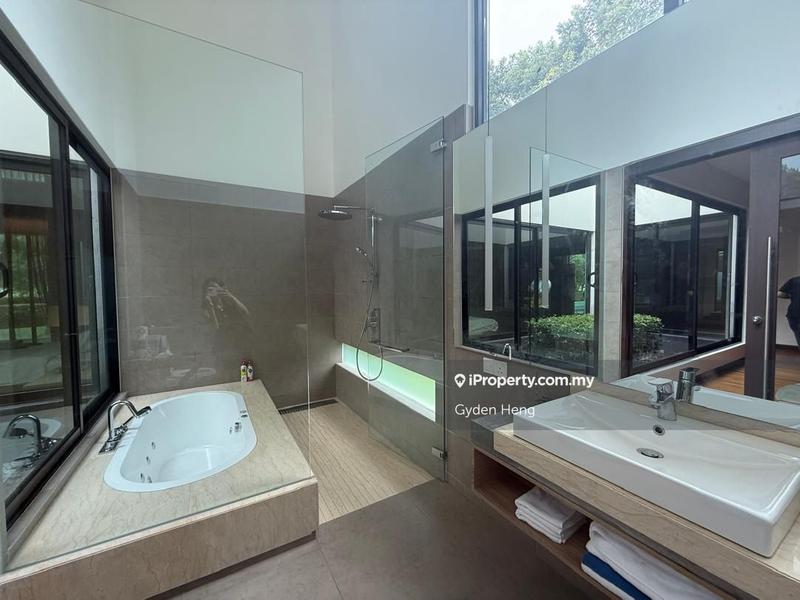 Bungalow House for Sale in Leisure Farm, Gelang Patah by Gyden Heng - iProperty.com.my