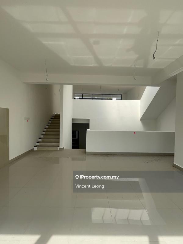 Rumah Berangkai 4 Tingkat untuk Dijual di Bandar Damansara Perdana, Damansara Perdana oleh Vincent Leong - iProperty.com.my
