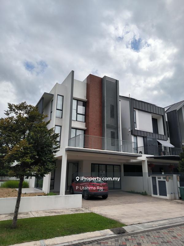 3-storey Terraced House for Sale in Telok Panglima Garang, Selangor by P Utahma Raj - iProperty.com.my