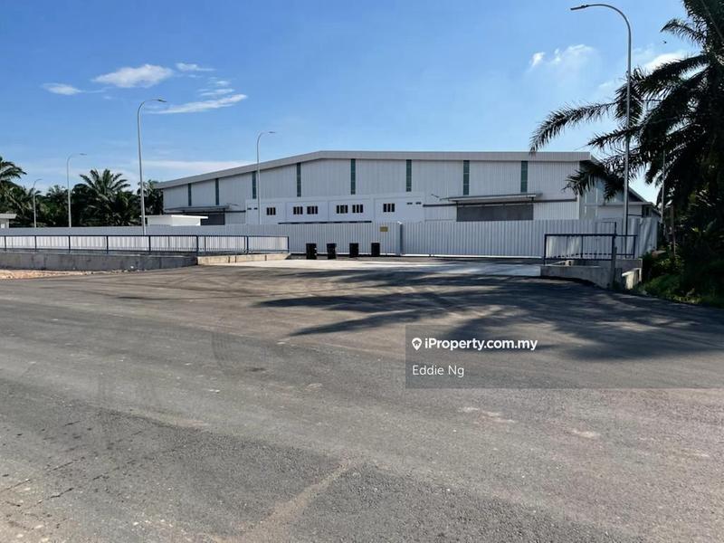 Kilang Terpisah untuk Dijual di Kampung Teluk Mengkuang, Telok Panglima Garang oleh Eddie Ng - iProperty.com.my