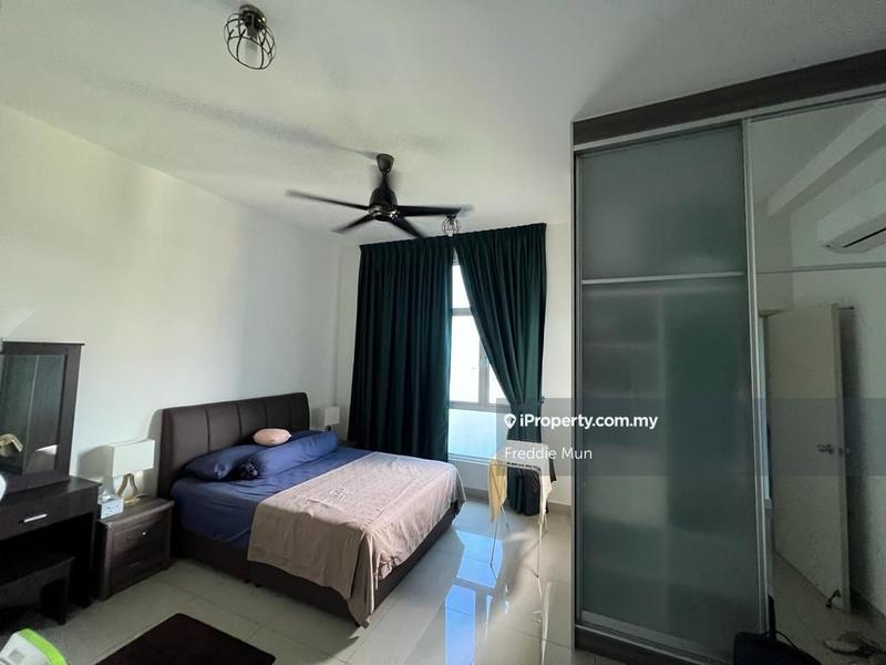 For Sale - Saville D'lake