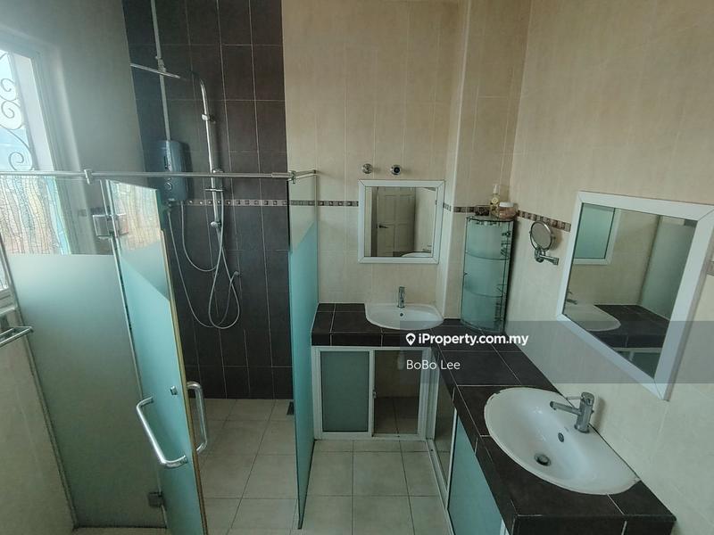 Rumah Berkembar untuk Dijual di Taman Overseas Union (Taman Oug), Jalan Klang Lama (Old Klang Road) oleh BoBo Lee - iProperty.com.my