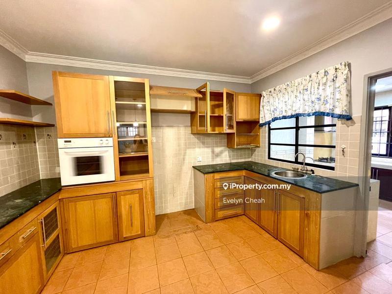 Rumah Berkembar untuk Dijual di Bandar Kinrara Seksyen 6, Bandar Kinrara oleh Evelyn Cheah - iProperty.com.my