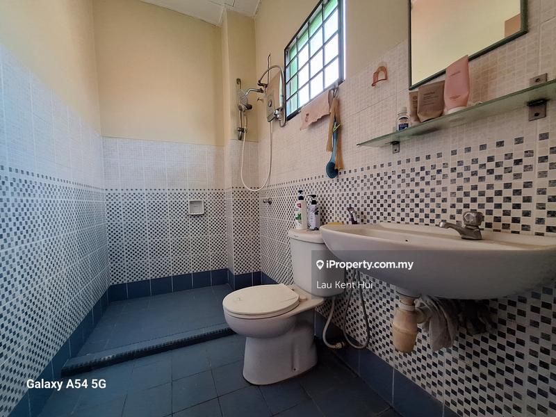 Rumah Berangkai 2 Tingkat untuk Dijual di kjtqa, Seri Kembangan oleh Lau Kent Hui - iProperty.com.my