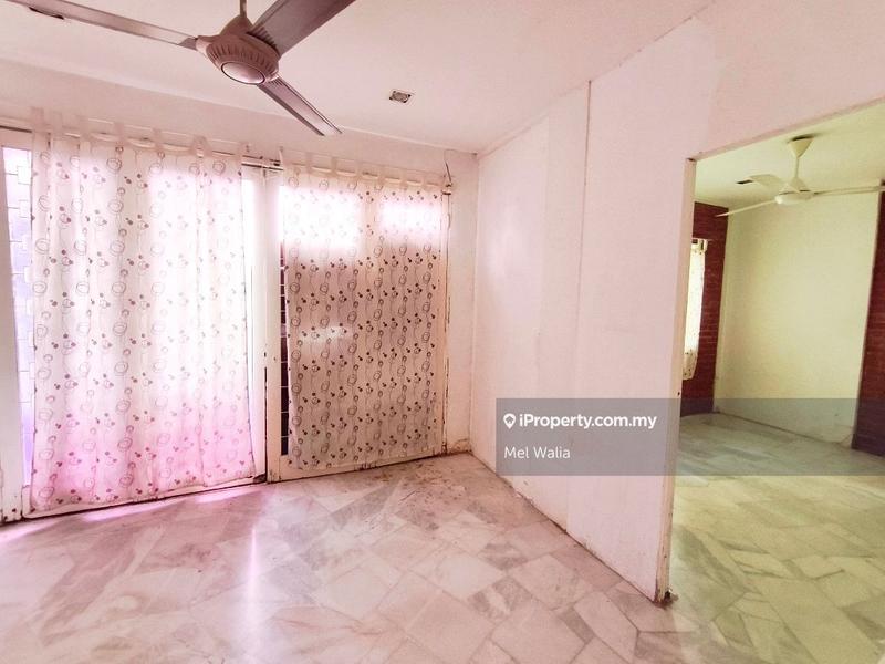 Bungalow House for Sale in Seksyen 14, Petaling Jaya by Mel Walia - iProperty.com.my