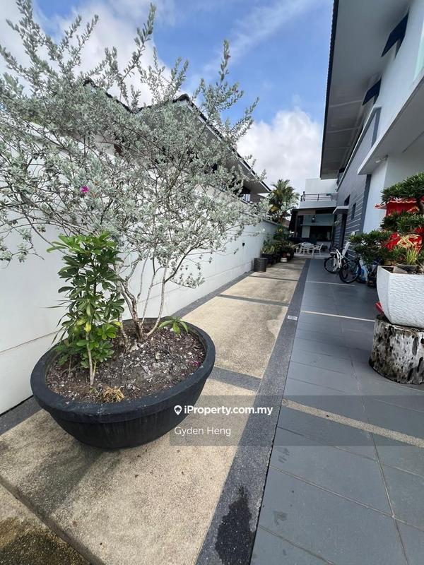 Banglo Pautan untuk Dijual di Taman Adda Heights, Tebrau oleh Gyden Heng - iProperty.com.my