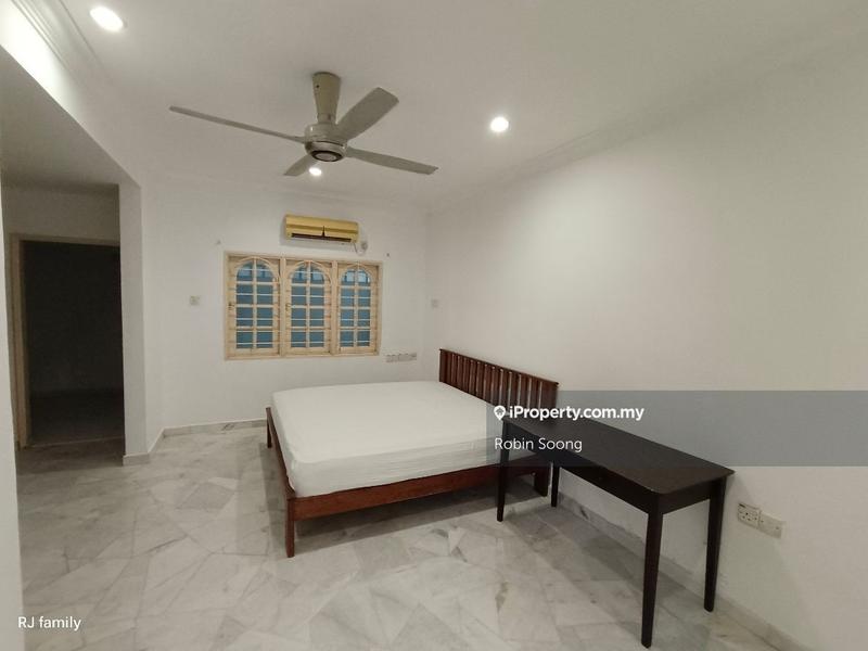 Bungalow House for Sale in Ujong Pasir, Melaka by Robin Soong - iProperty.com.my