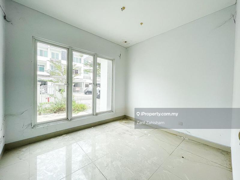 3-storey Terraced House for Sale in Seksyen U8, Shah Alam by Zarif Zahisham - iProperty.com.my