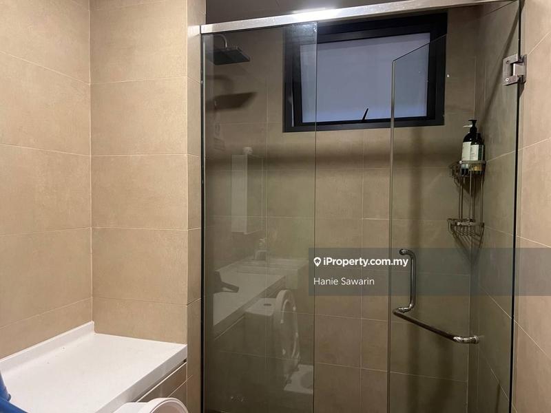 Residensi Servis untuk Dijual di Radia Residences oleh Hanie Sawarin - iProperty.com.my