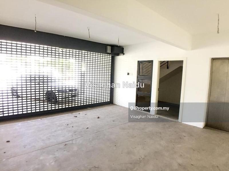 Rumah Berangkai 3.5 Tingkat untuk Dijual di Fields of Gold Villa Senja Taman Anggun, Rawang oleh Visaghan Naidu - iProperty.com.my