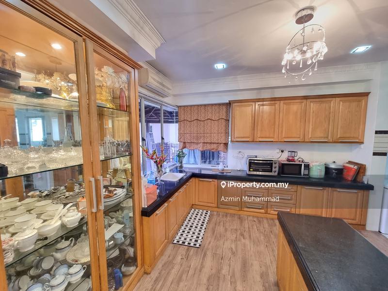 Rumah Berkembar untuk Dijual di Laman Seri, Shah Alam oleh Azmin Muhammad - iProperty.com.my