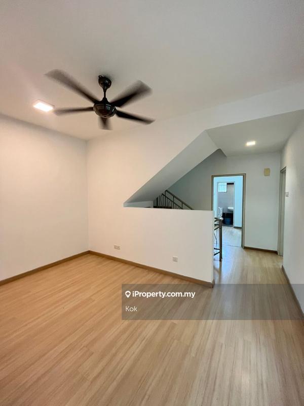 Rumah Berangkai 3 Tingkat untuk Disewa di Taman Denai Puchong, Puchong oleh Kok - iProperty.com.my