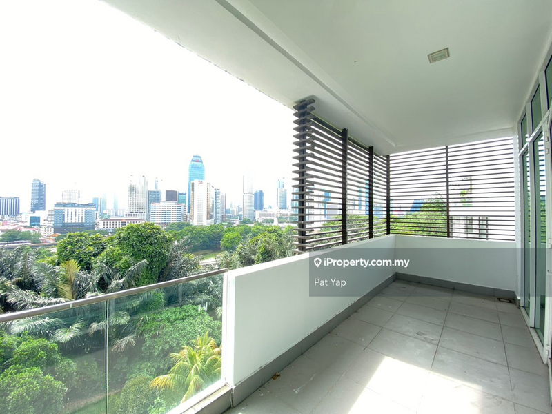 For Sale - Kenny Hills Residence