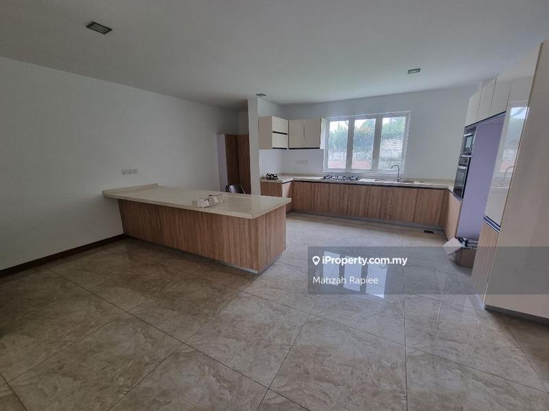 Bungalow House for Sale in Country Heights, Kajang by Mahzah Rapiee - iProperty.com.my