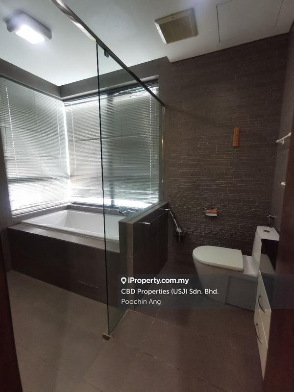 Condominium for Sale in Hampshire Residences by Poochin Ang - iProperty.com.my