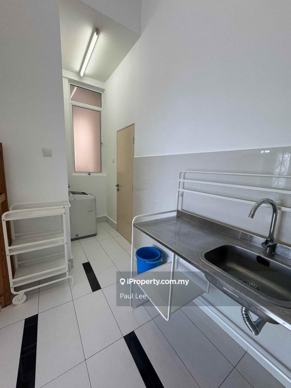 Service Residence for Sale in Skypod Residence by Paul Lee - iProperty.com.my