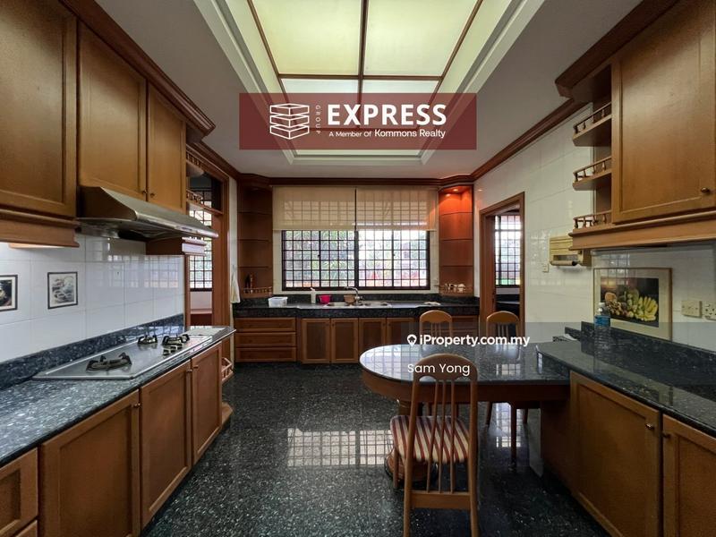 Semi-Detached House for Sale in Pujut, Miri by Sam Yong - Kitchen - iProperty.com.my